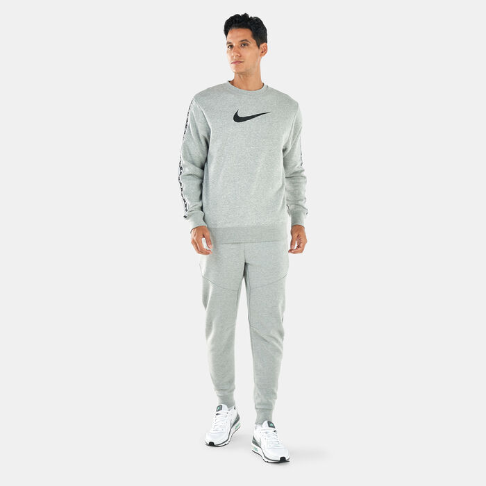 Men's Sportswear Repeat Fleece Crewneck Sweatshirt image number 2