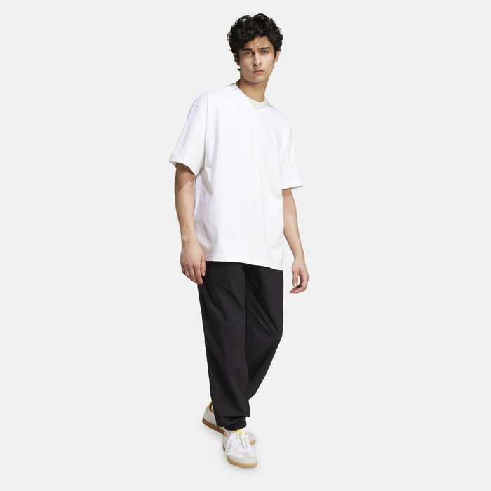 Men's Premium Essentials T-Shirt Men's Premium Essentials T-Shirt image number 2