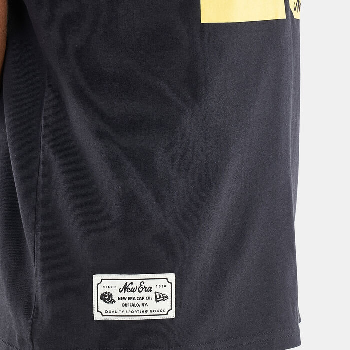 Men's Pinstripe White Oversized T-Shirt Men's Pinstripe White Oversized T-Shirt image number 3