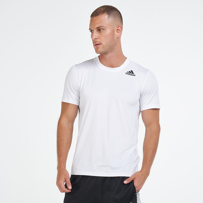 Men's TechFit Fitted Long Sleeve T-Shirt Men's TechFit Fitted Long Sleeve T-Shirt image number 0