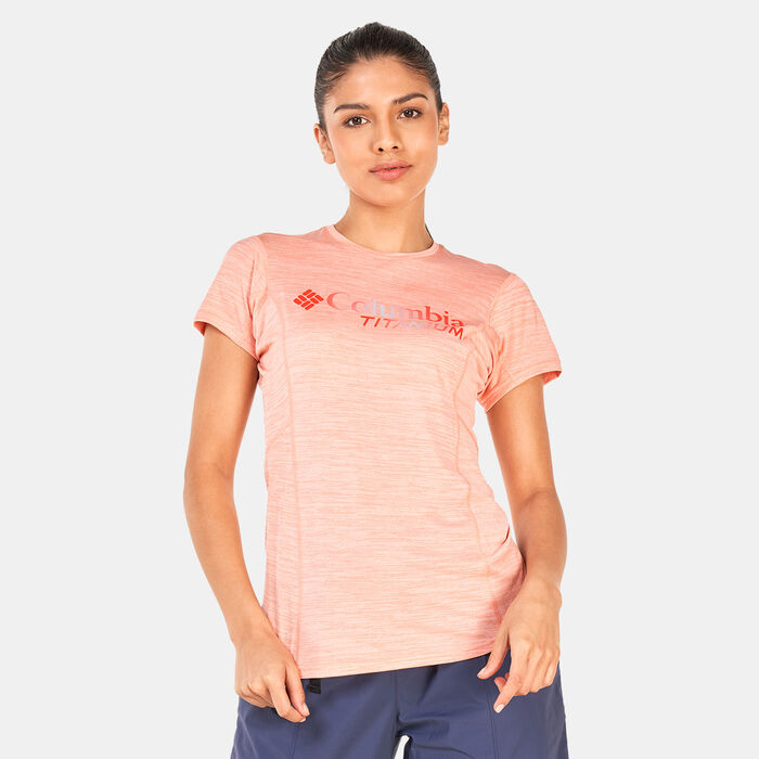 Women's Titan Pass™ Graphic T-Shirt image number 0