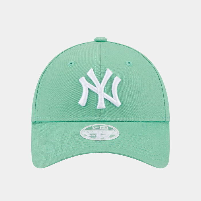 Women's Essentials 9FORTY New York Yankees Cap image number 0