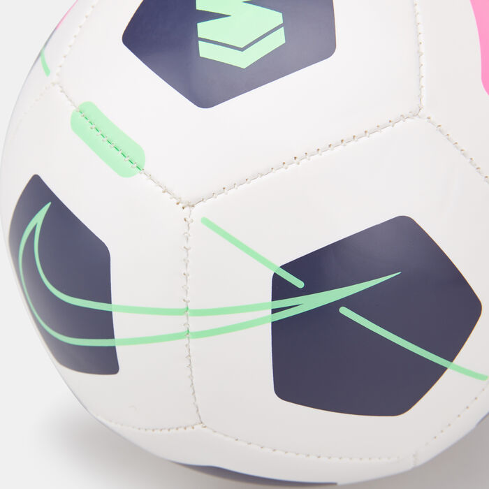 Mercurial Skills Football image number 2