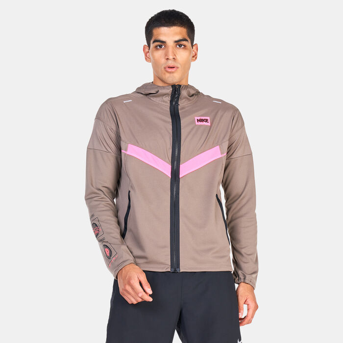 Men's Windrunner D.Y.E. Running Jacket Men's Windrunner D.Y.E. Running Jacket image number 0