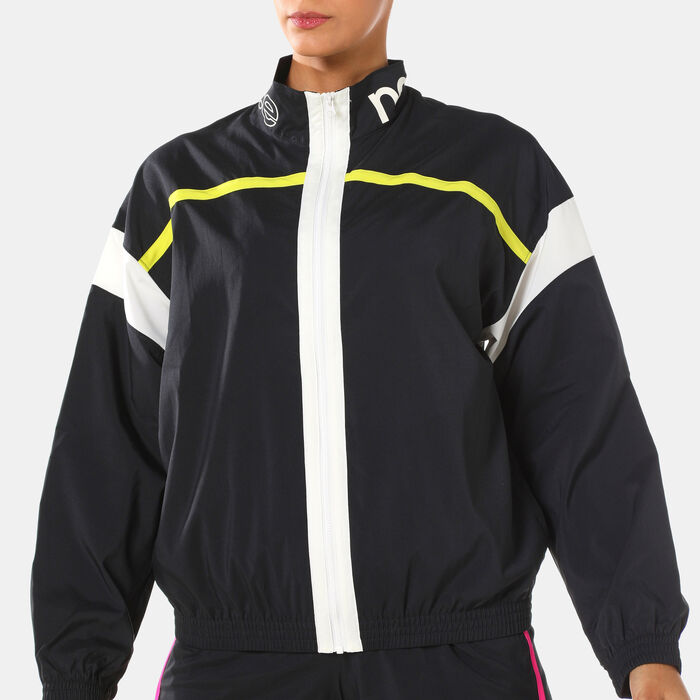 Women's Relentless Woven Jacket Women's Relentless Woven Jacket image number 3