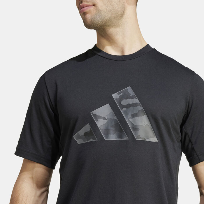 Men's Train Essentials Camo Graphic Logo T-Shirt Men's Train Essentials Camo Graphic Logo T-Shirt image number 3