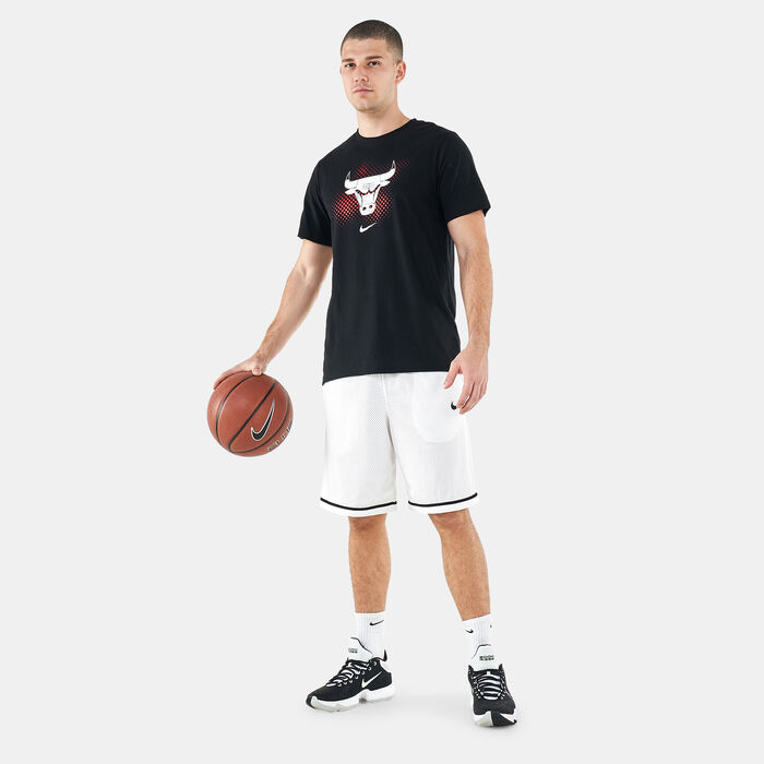 Men's NBA Dri-FIT Chicago Bulls Logo T-Shirt Men's NBA Dri-FIT Chicago Bulls Logo T-Shirt image number 2