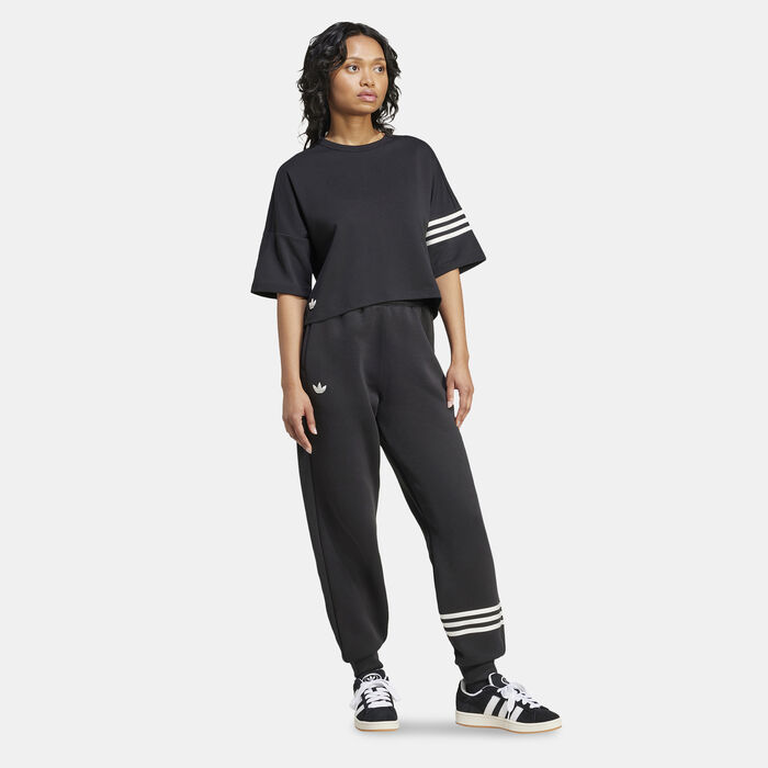 Women's Neuclassics T-Shirt Women's Neuclassics T-Shirt image number 2