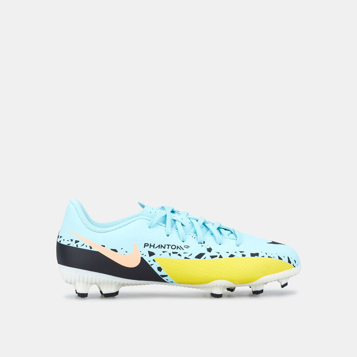 Kids' Jr. Phantom GT2 Academy Multi Ground Football Shoe Kids' Jr. Phantom GT2 Academy Multi Ground Football Shoe image number 0