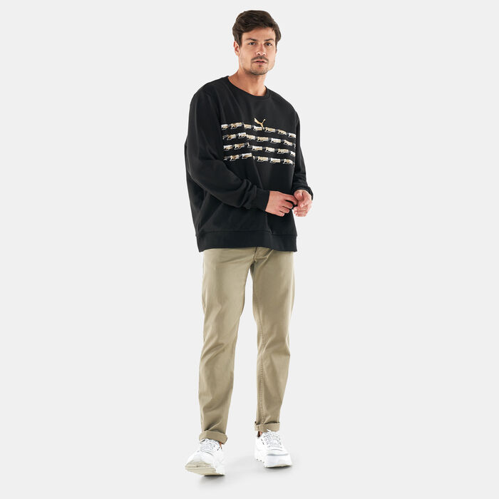 Men's Classics Graphics French Terry Crewneck Sweatshirt Men's Classics Graphics French Terry Crewneck Sweatshirt image number 2