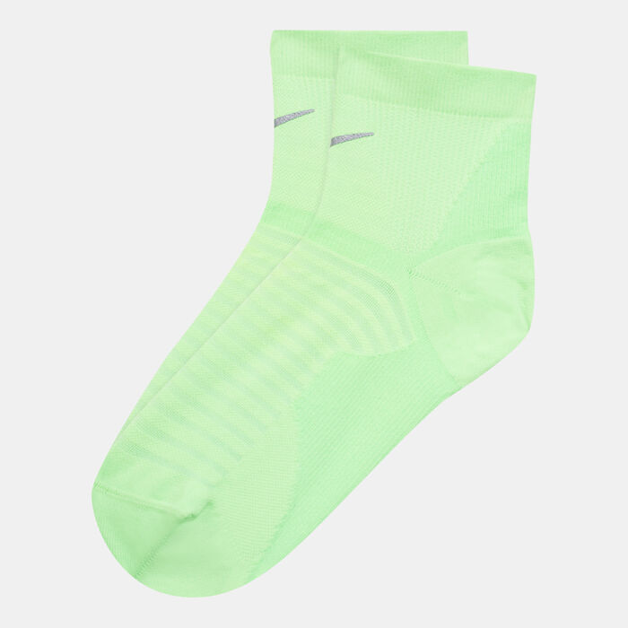 Spark Lightweight Ankle Socks Spark Lightweight Ankle Socks image number 0