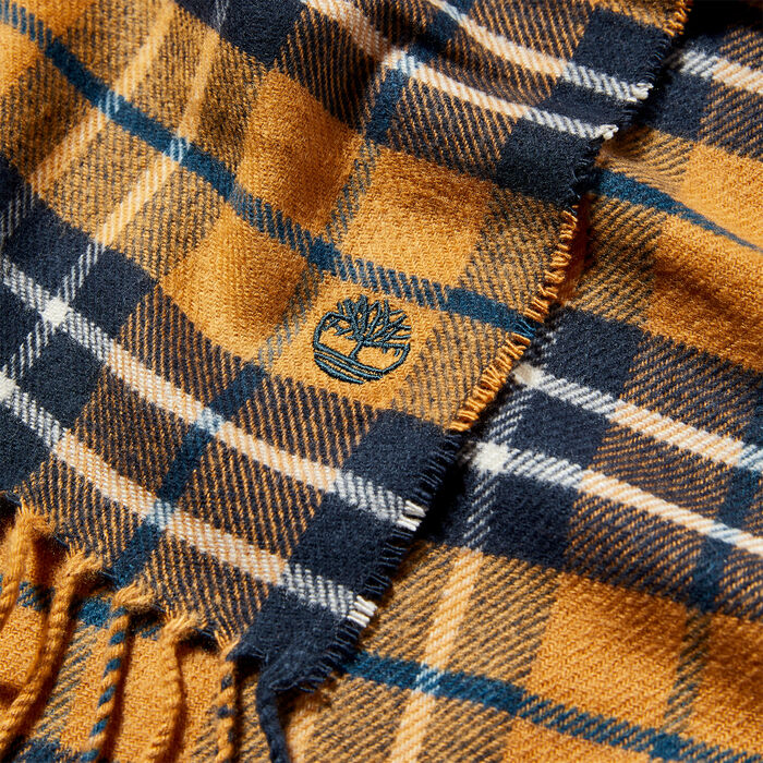 Men's Plaid Scarf Men's Plaid Scarf image number 3