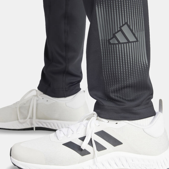 Men's Gym+ Brand Love Training Joggers image number 3