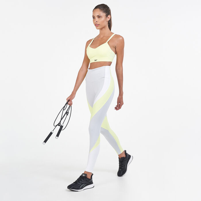 Women's Lux Strappy Sports Bra Women's Lux Strappy Sports Bra image number 2