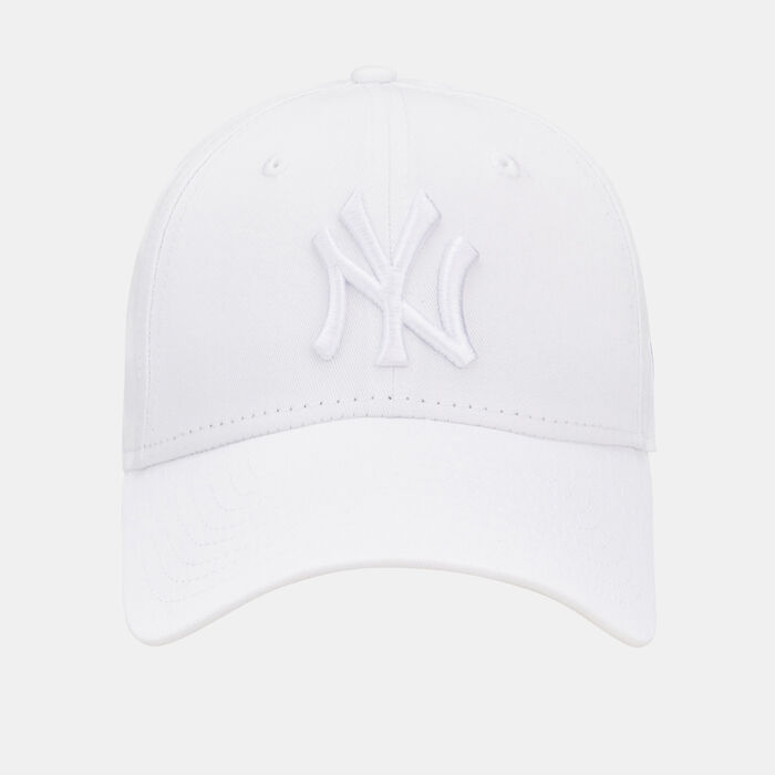 Men's MLB New York Yankees League Essential 9FORTY Cap Men's MLB New York Yankees League Essential 9FORTY Cap image number 0