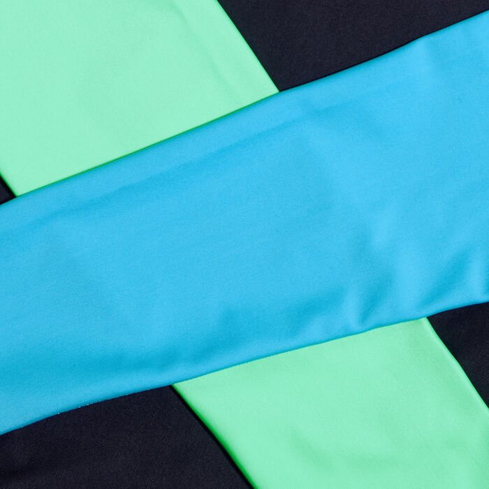 Kids' Colourblock Rashguard and Jammers Set Kids' Colourblock Rashguard and Jammers Set image number 3