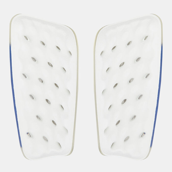 Men’s Mercurial Lite CR7 Shin Guards Men’s Mercurial Lite CR7 Shin Guards image number 1