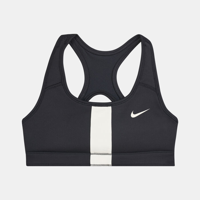 Kids' Swoosh Reversible Sports Bra (Older Kids) Kids' Swoosh Reversible Sports Bra (Older Kids) image number 2