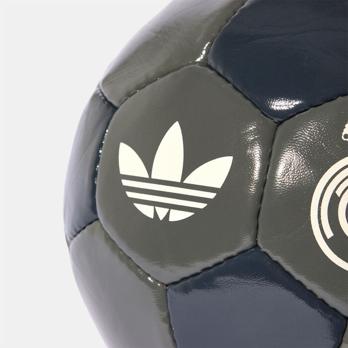 Real Madrid Away Club Football Real Madrid Away Club Football image number 2