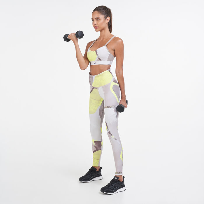 Women's Lux Strappy Sports Bra Women's Lux Strappy Sports Bra image number 2