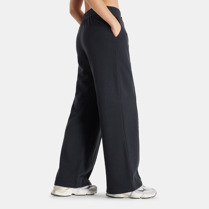 Women's French Terry Wide Leg Pants Women's French Terry Wide Leg Pants image number 2