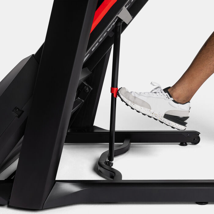 8JI Treadmill image number 2