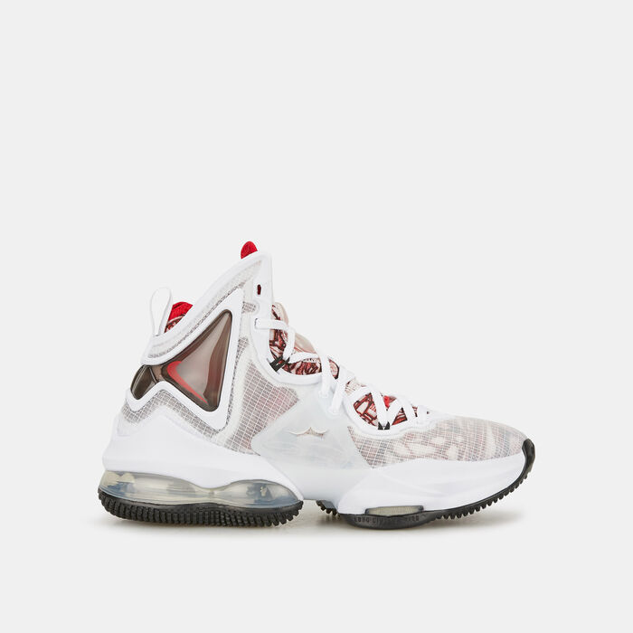 Kids’ LeBron 19 Basketball Shoe (Older Kids) Kids’ LeBron 19 Basketball Shoe (Older Kids) image number 0
