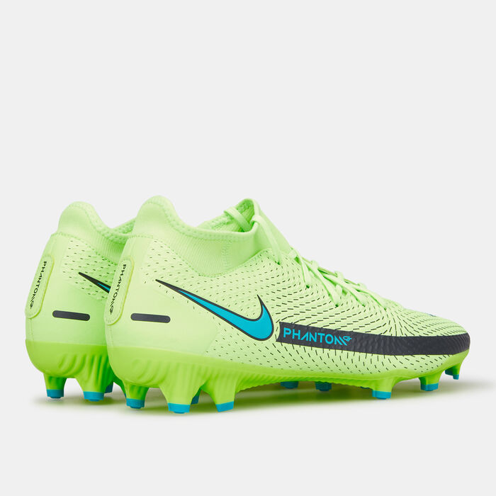 Men's Phantom GT Academy Dynamic Fit Multi-Ground Football Shoe Men's Phantom GT Academy Dynamic Fit Multi-Ground Football Shoe image number 2