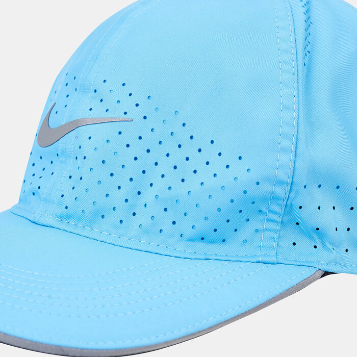 Dri-FIT Aerobill Featherlight Cap Dri-FIT Aerobill Featherlight Cap image number 2